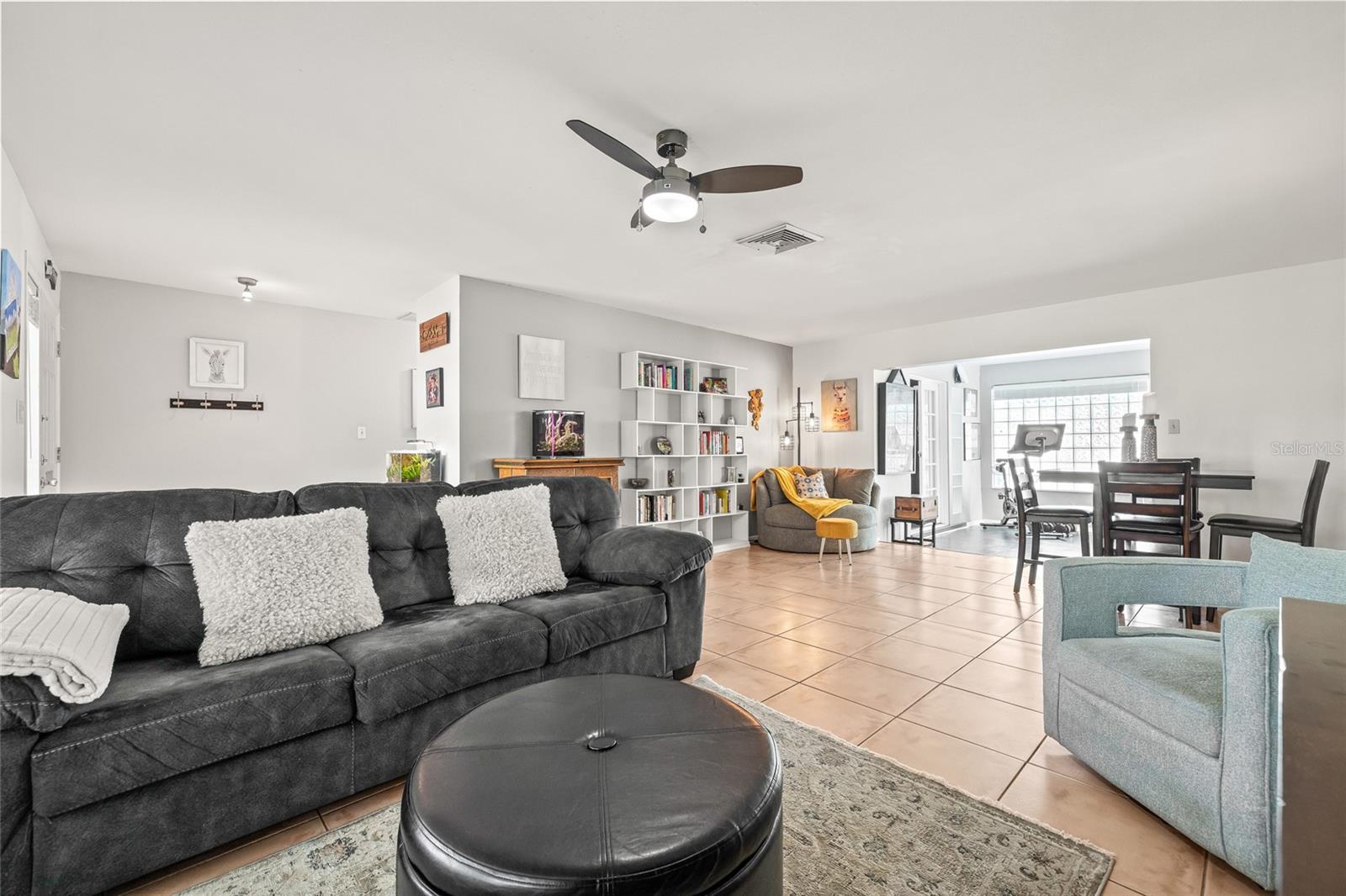 Image 11 of 68 For 2423 Rutland Lane