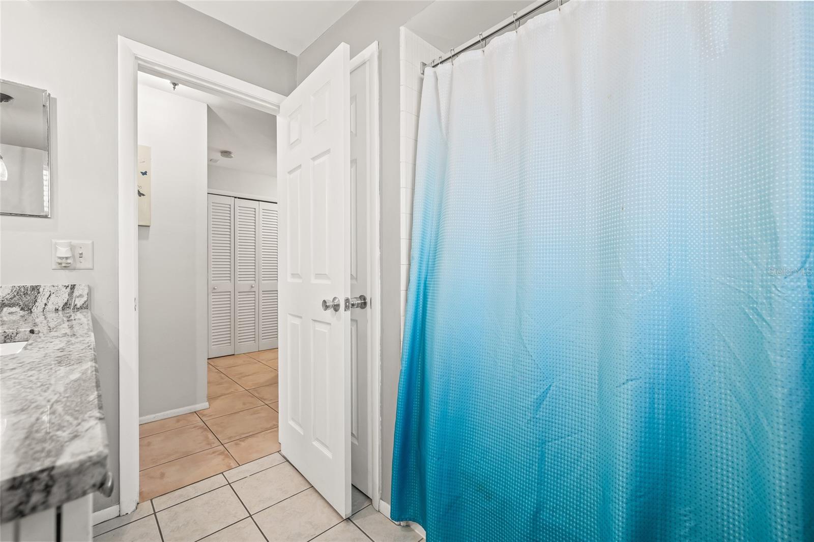 Image 28 of 68 For 2423 Rutland Lane