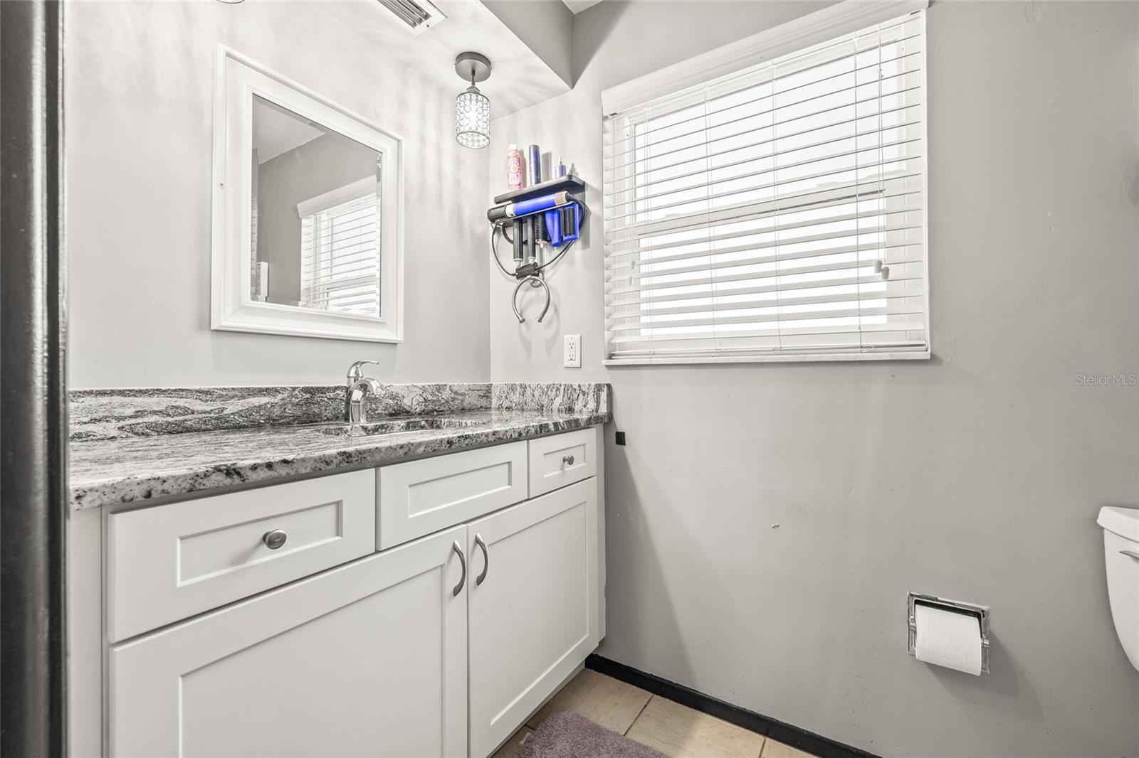 Image 34 of 68 For 2423 Rutland Lane