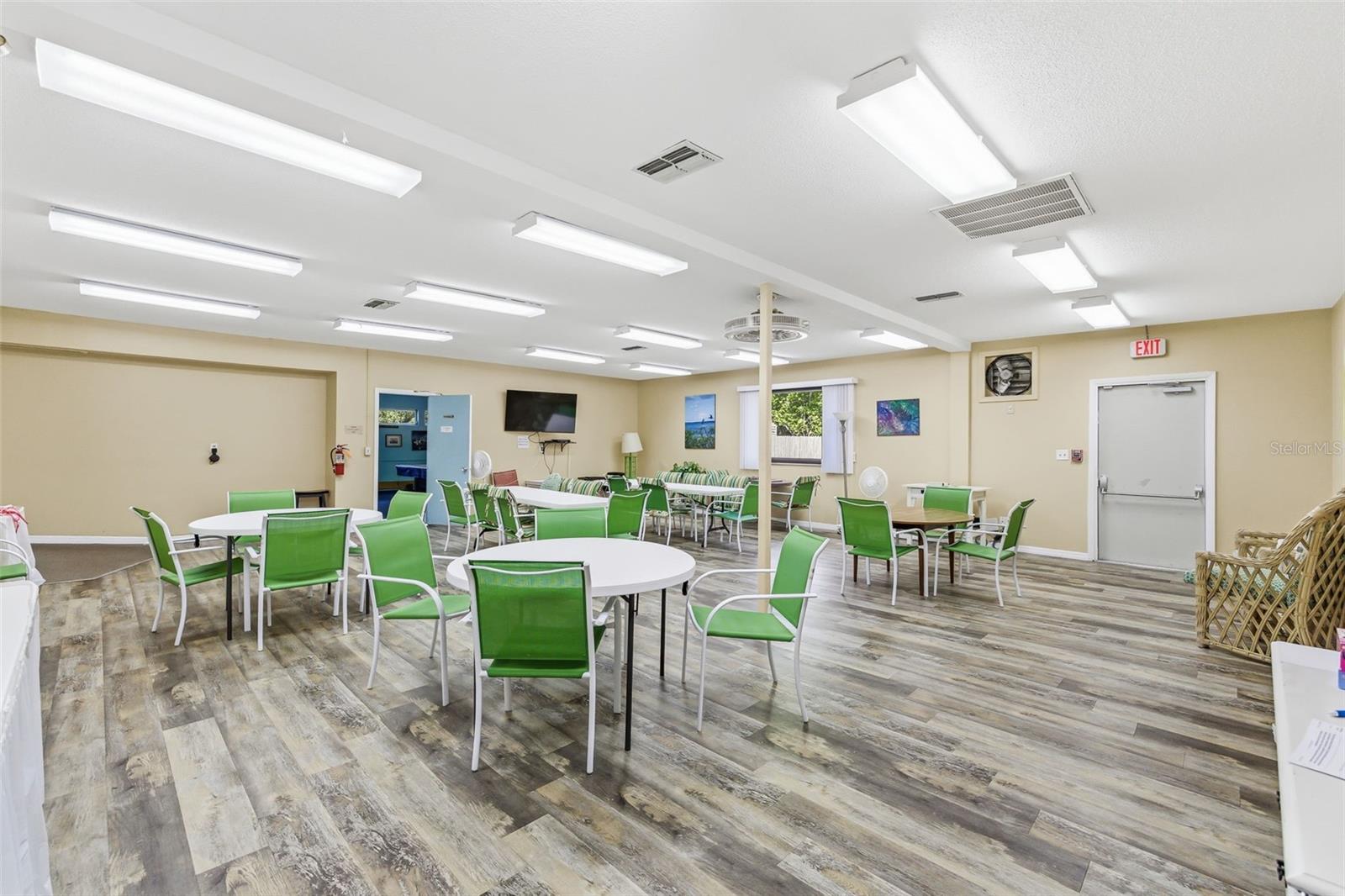 Image 60 of 68 For 2423 Rutland Lane