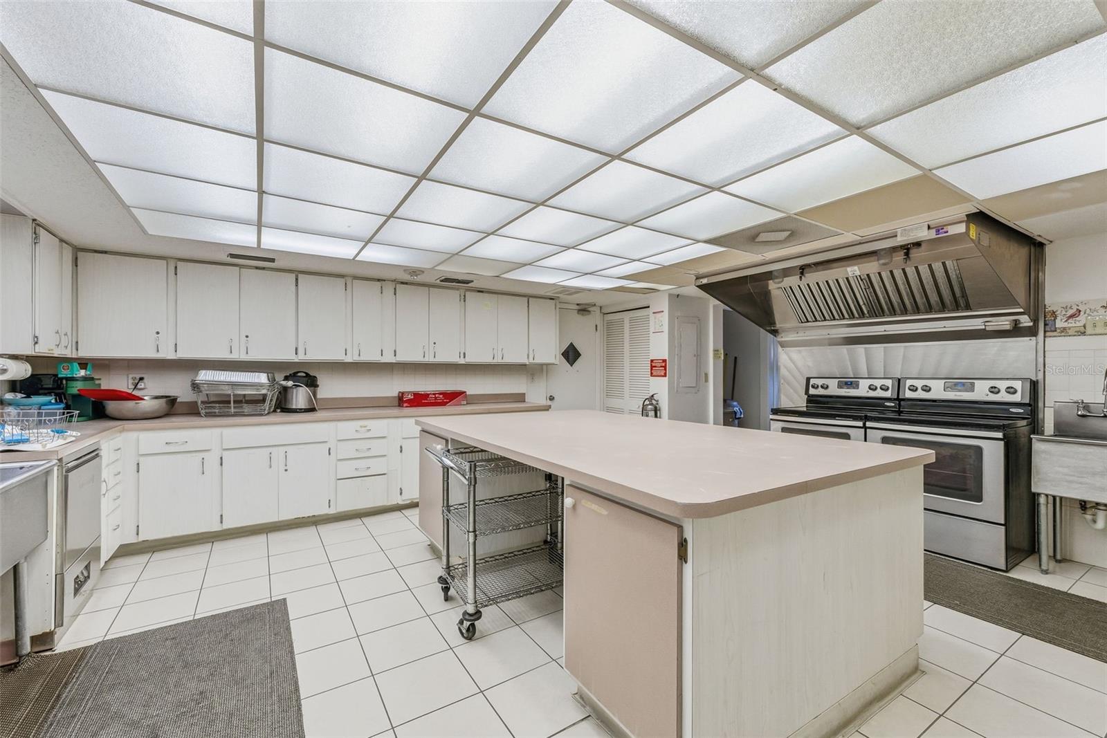 Image 61 of 68 For 2423 Rutland Lane