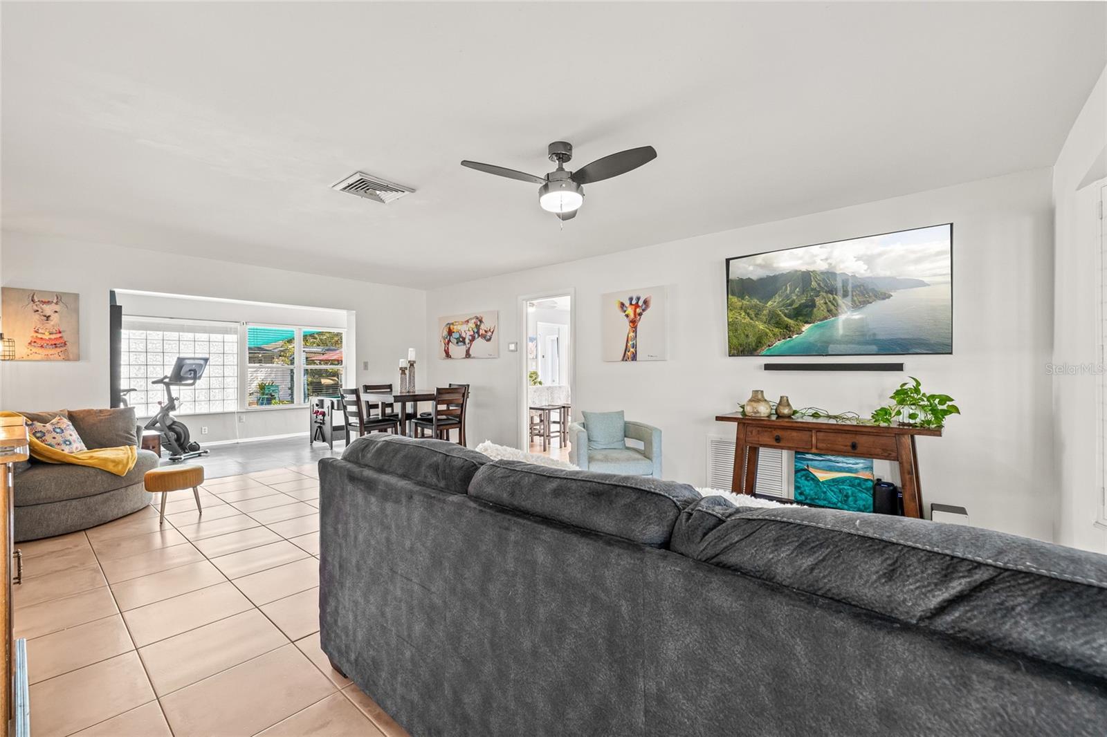 Image 9 of 68 For 2423 Rutland Lane