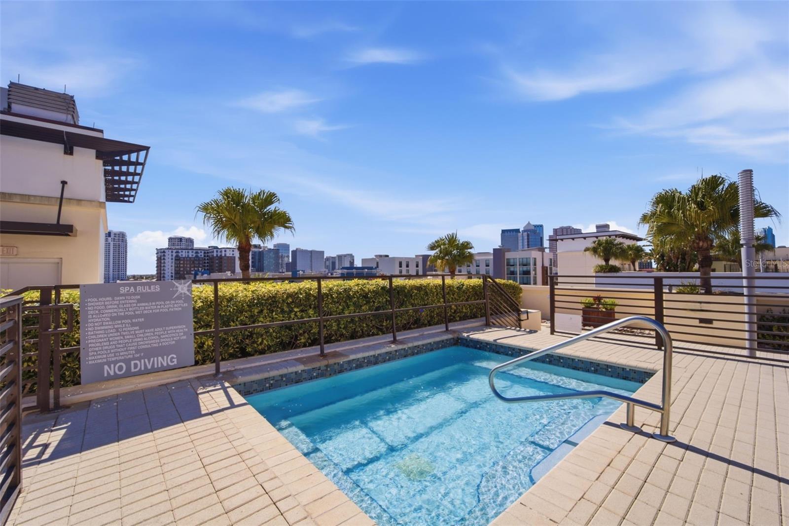 Image 20 of 31 For 1208 Kennedy Boulevard 1121