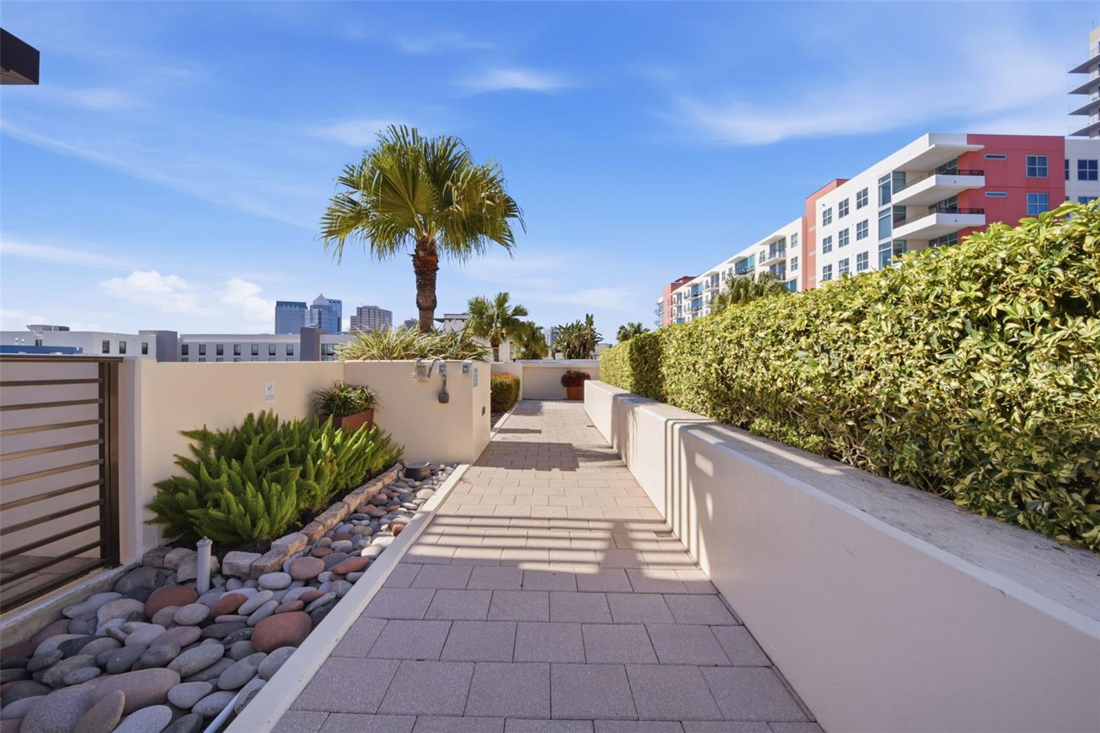 Image 23 of 31 For 1208 Kennedy Boulevard 1121