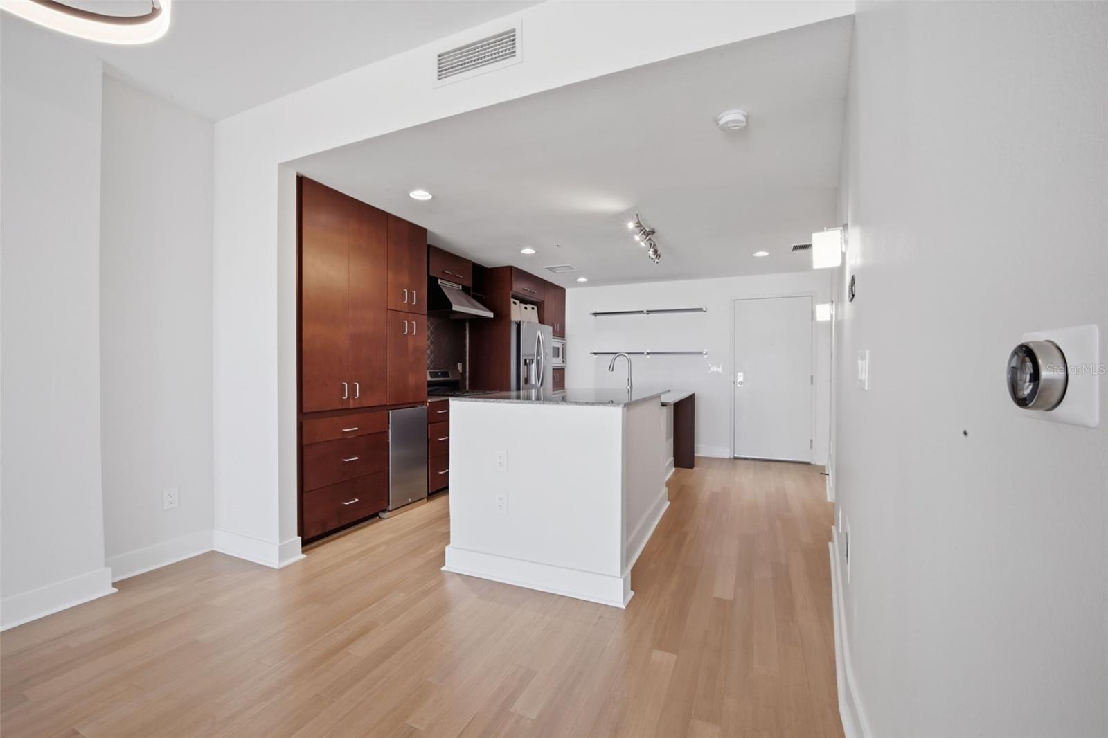 Image 7 of 31 For 1208 Kennedy Boulevard 1121