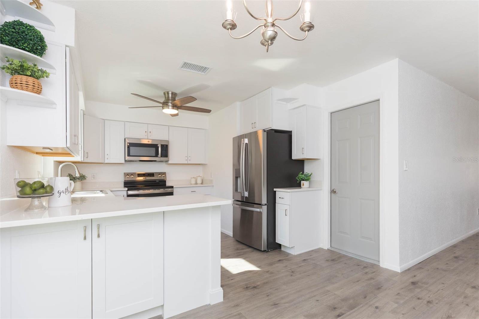 Image 10 of 36 For 5938 4th Avenue S