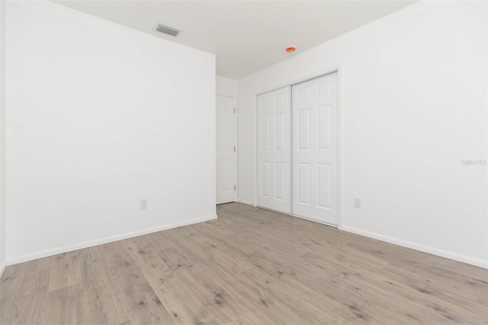 Image 26 of 36 For 5938 4th Avenue S