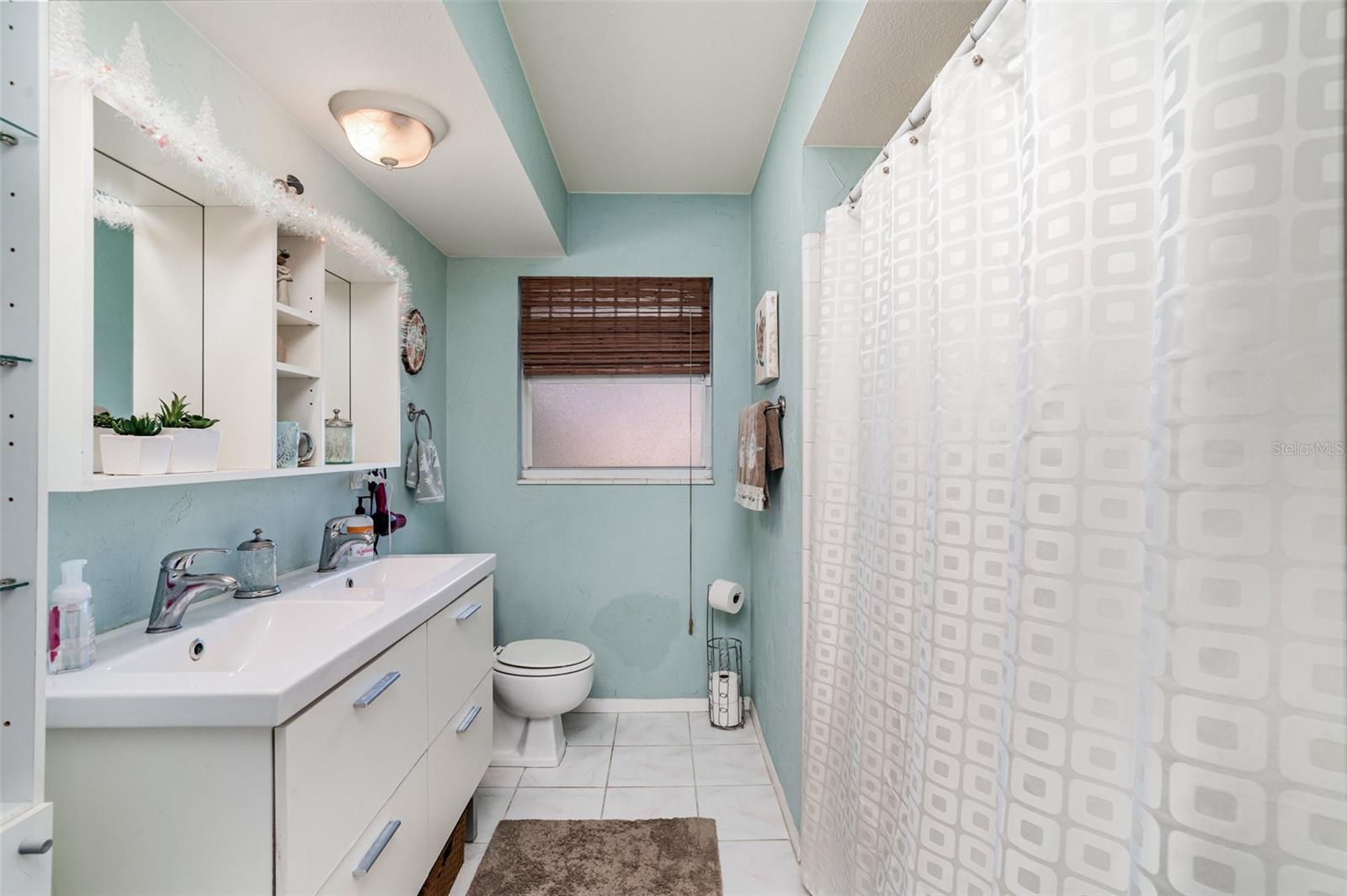 Image 15 of 20 For 4652 Maceachen Boulevard