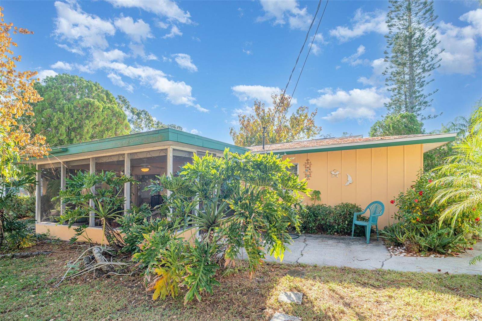 Image 17 of 20 For 4652 Maceachen Boulevard