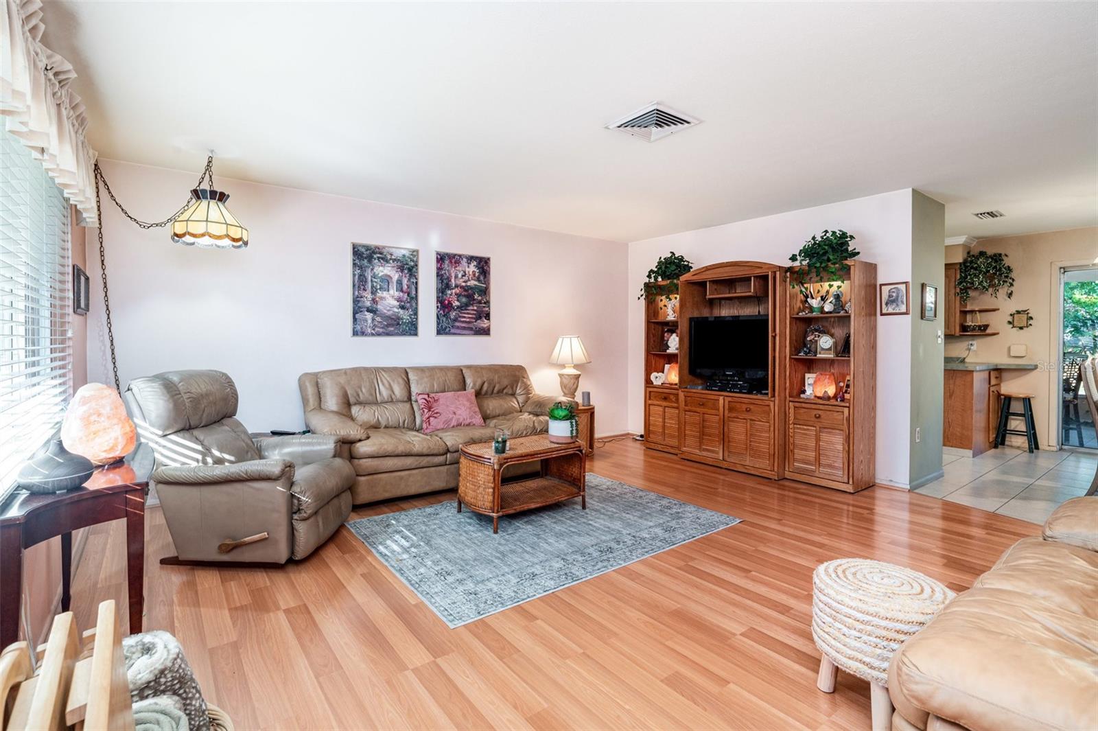 Image 6 of 20 For 4652 Maceachen Boulevard