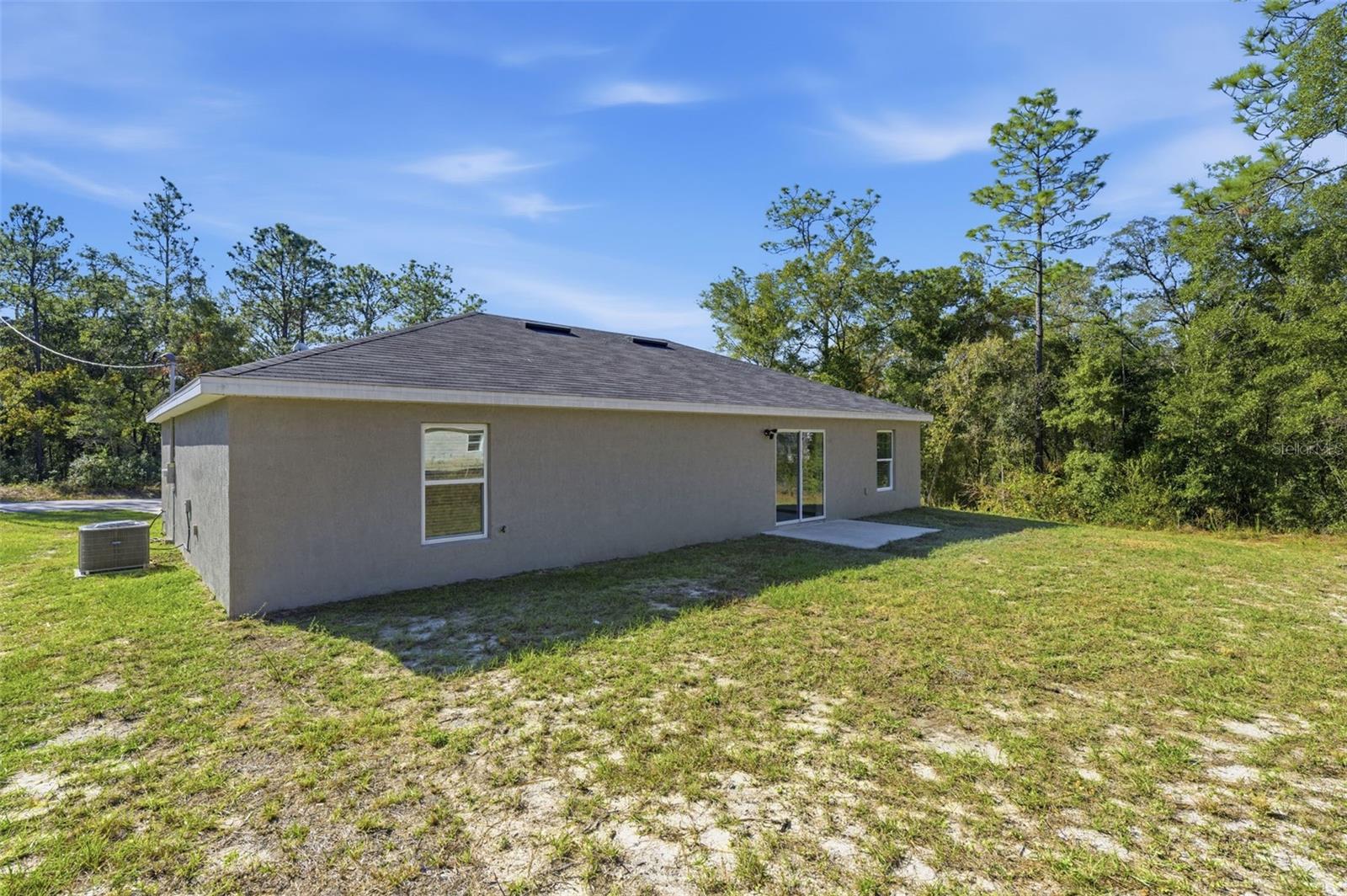 Listing photo id 38 for 2039 Shellbark Drive