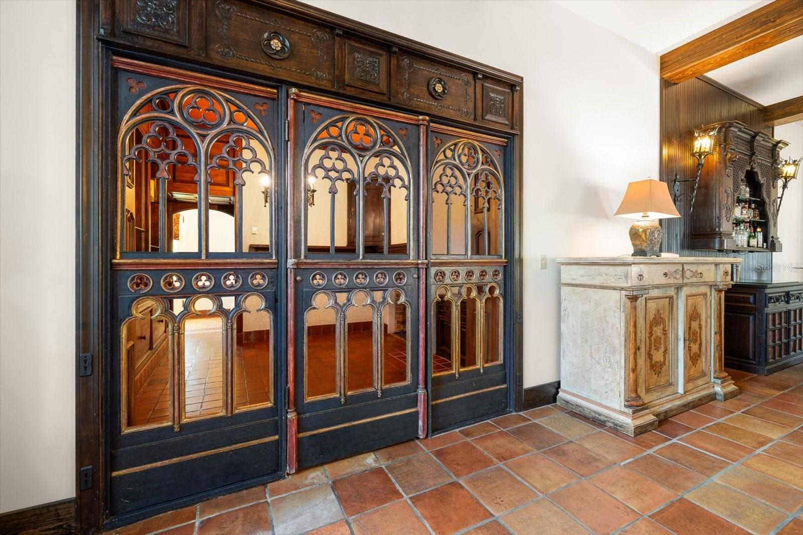 Image 13 of 81 For 1102 Palm View Avenue