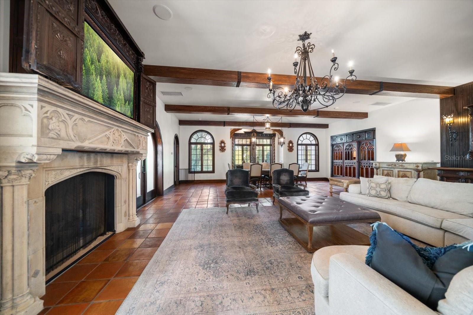 Image 16 of 81 For 1102 Palm View Avenue