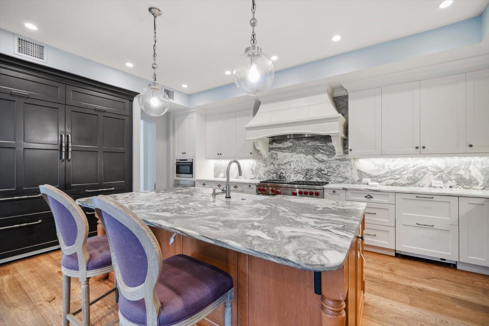 Image 23 of 81 For 1102 Palm View Avenue