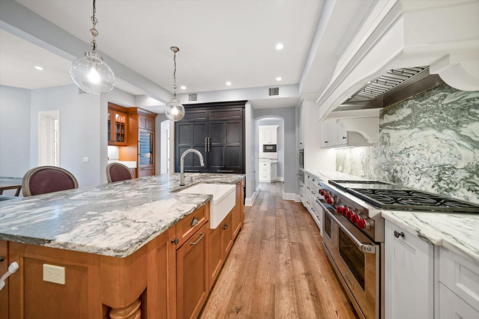 Image 24 of 81 For 1102 Palm View Avenue