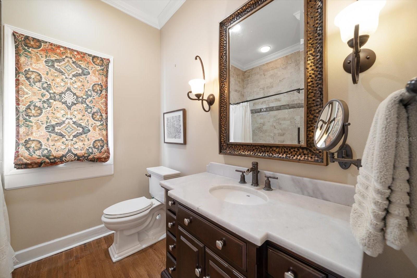 Image 45 of 81 For 1102 Palm View Avenue