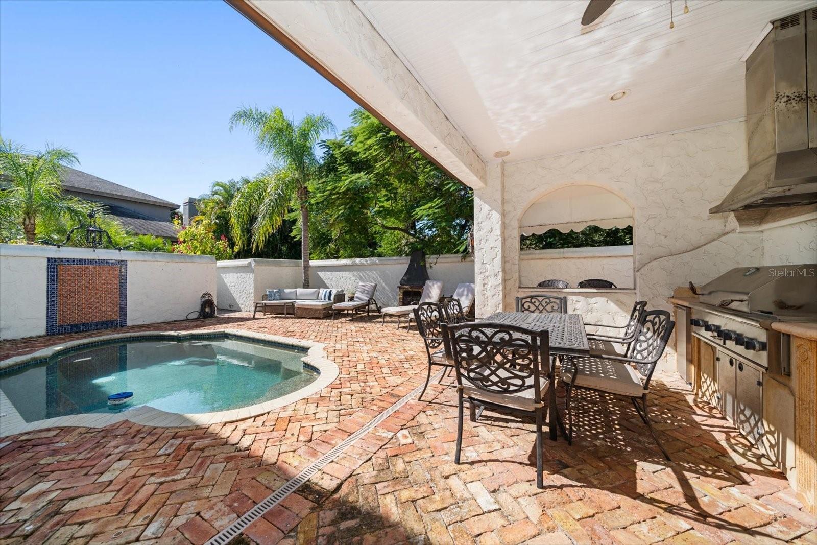 Image 53 of 81 For 1102 Palm View Avenue