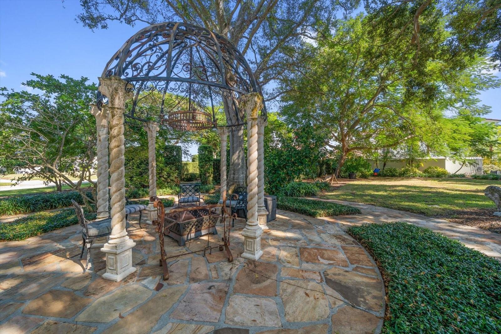 Image 63 of 81 For 1102 Palm View Avenue