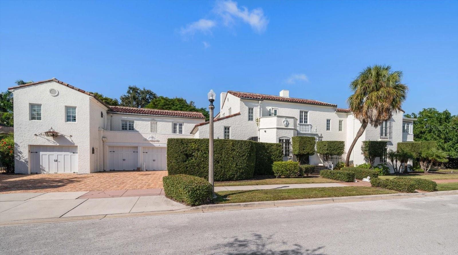 Image 79 of 81 For 1102 Palm View Avenue