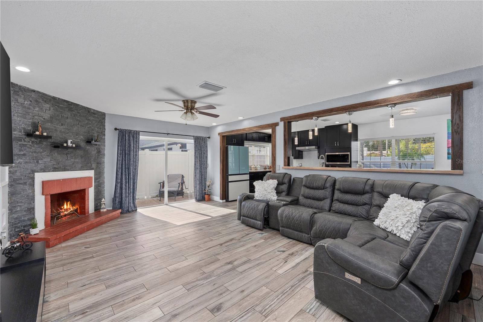 Image 19 of 66 For 13834 Cherry Creek Drive