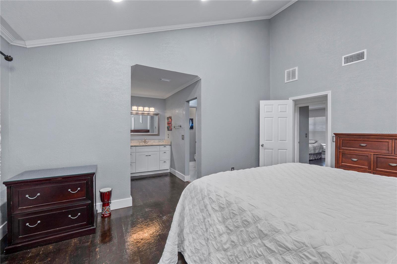 Image 25 of 66 For 13834 Cherry Creek Drive