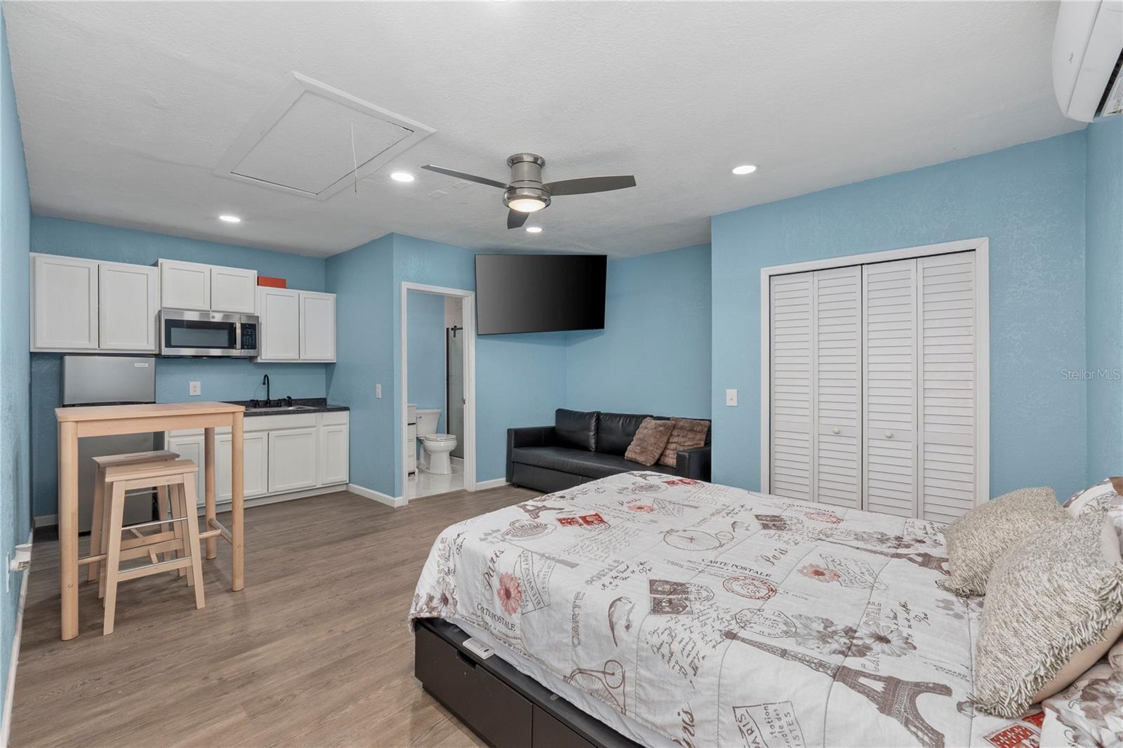 Image 36 of 66 For 13834 Cherry Creek Drive