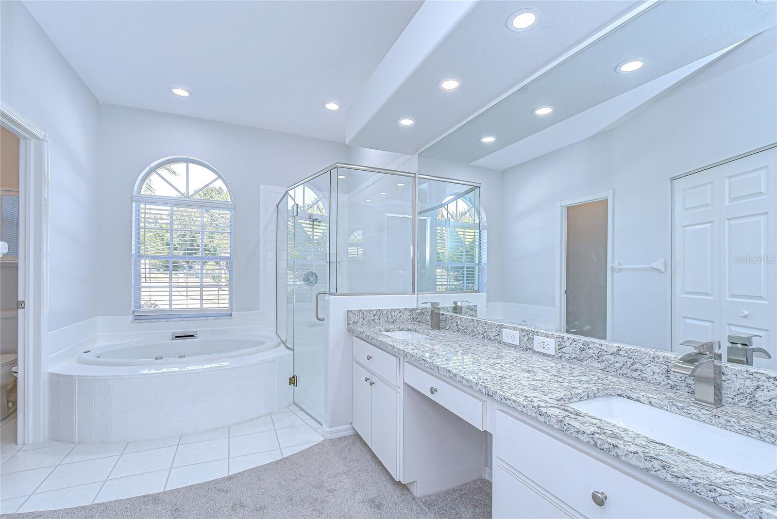 Image 11 of 36 For 9442 Fred Street