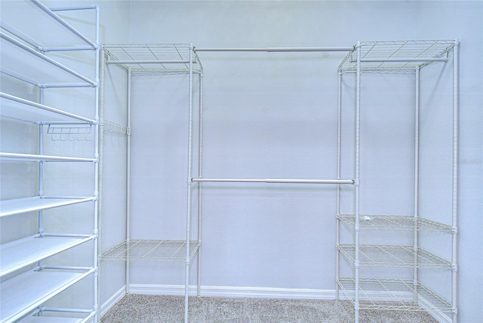 Image 14 of 36 For 9442 Fred Street