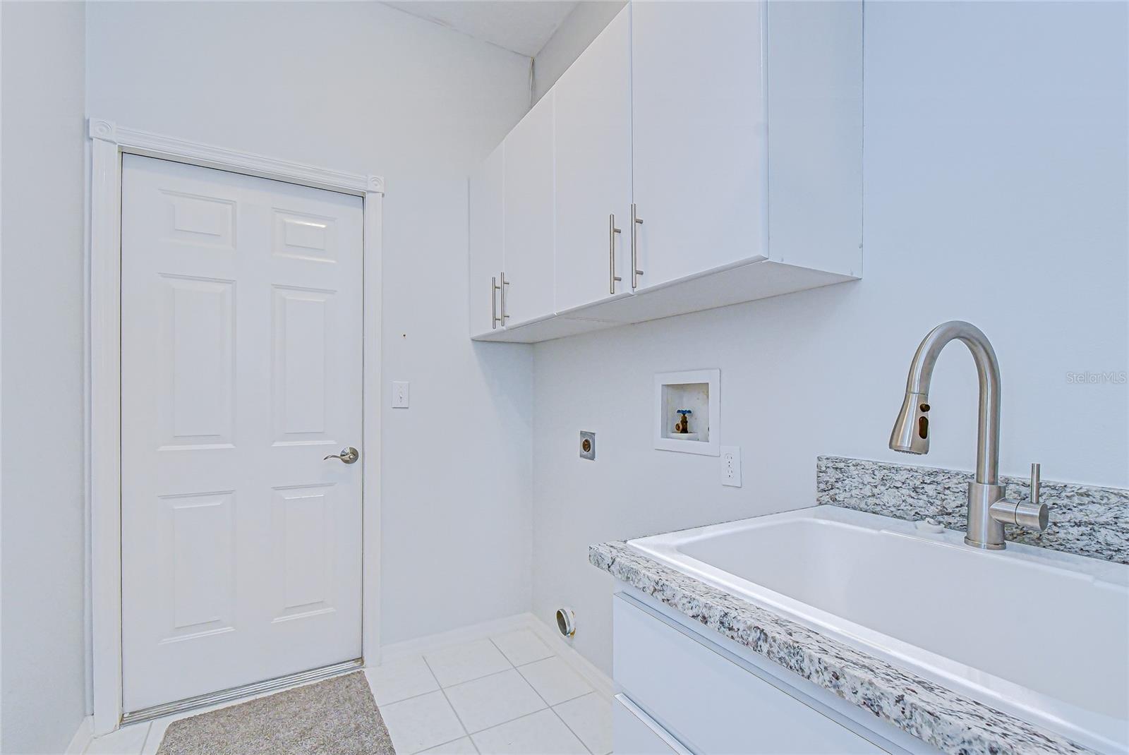 Image 28 of 36 For 9442 Fred Street