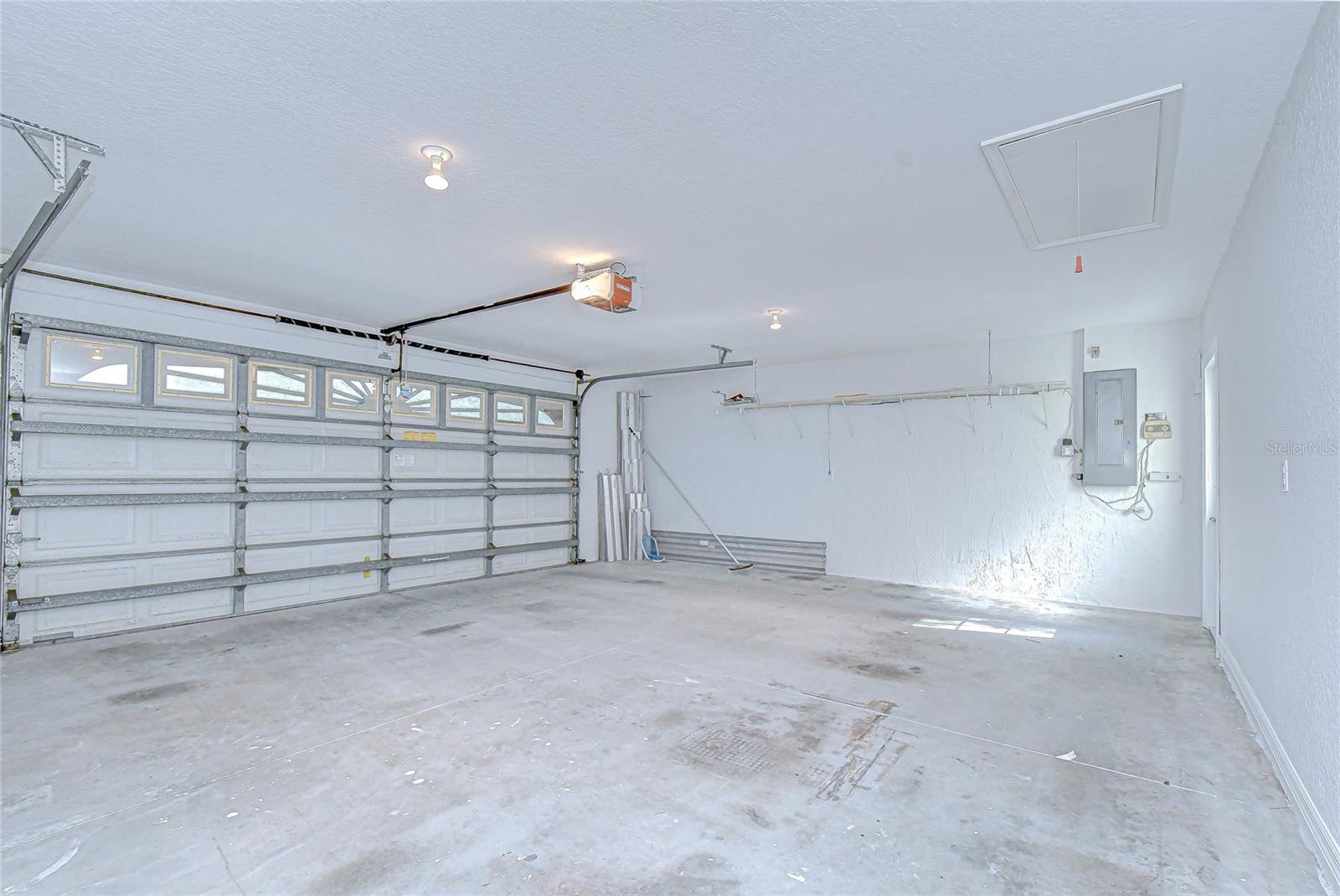 Image 29 of 36 For 9442 Fred Street