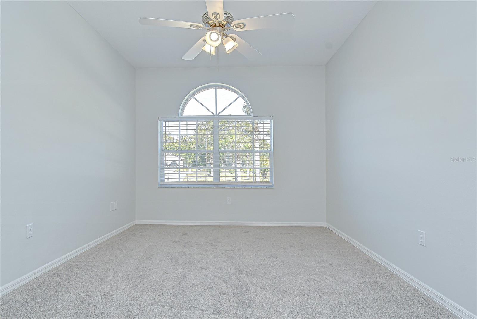 Image 9 of 36 For 9442 Fred Street