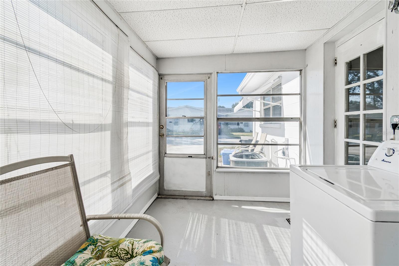 Image 16 of 28 For 5122 Iris Drive N 12