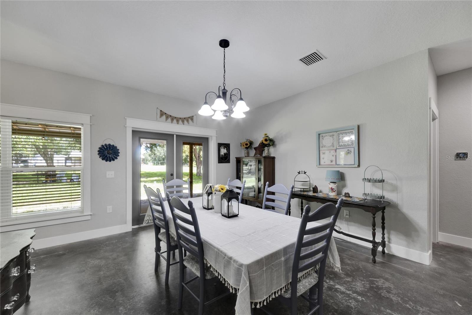 Image 16 of 99 For 9017 County Line Road