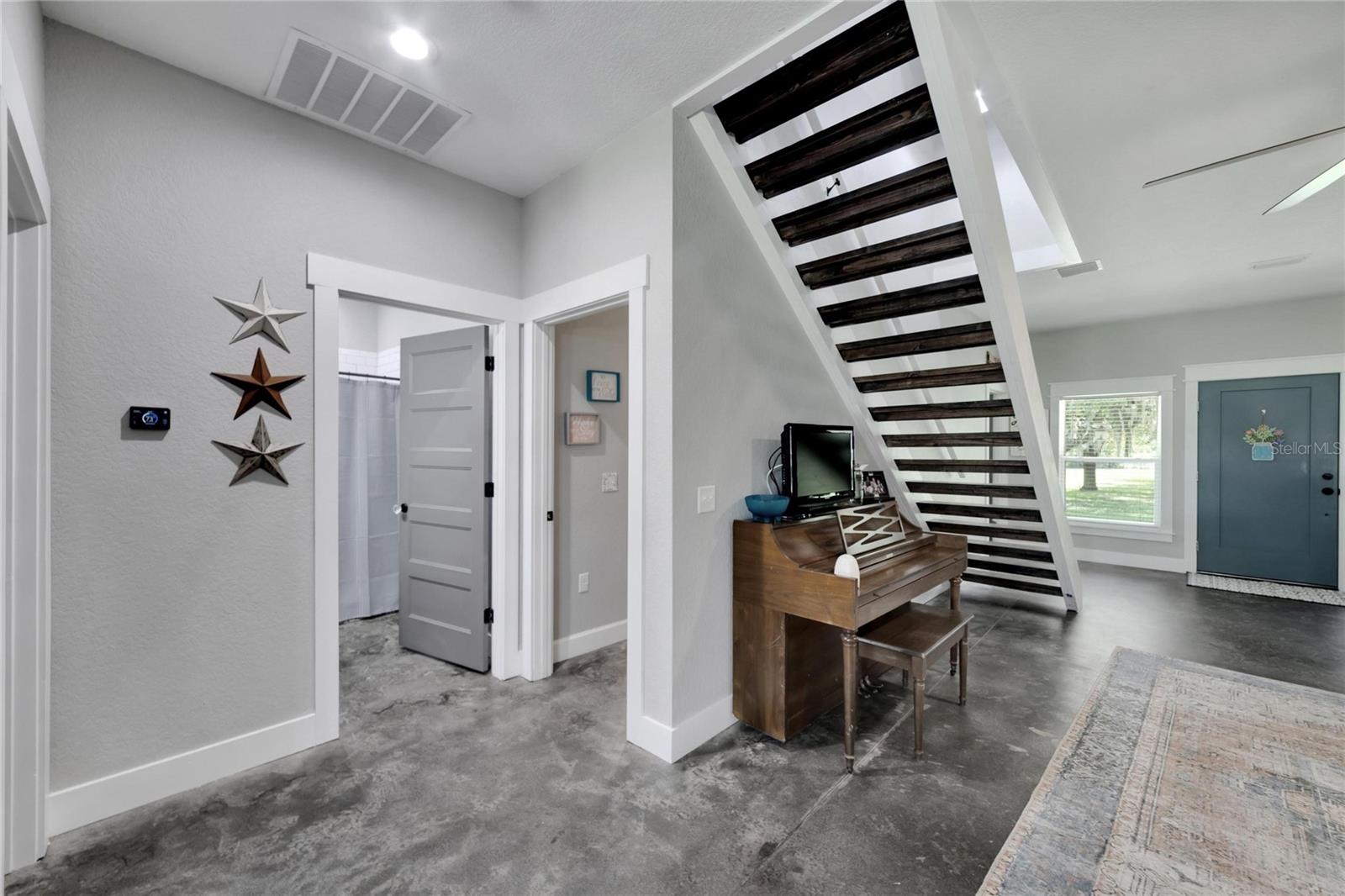 Image 20 of 99 For 9017 County Line Road