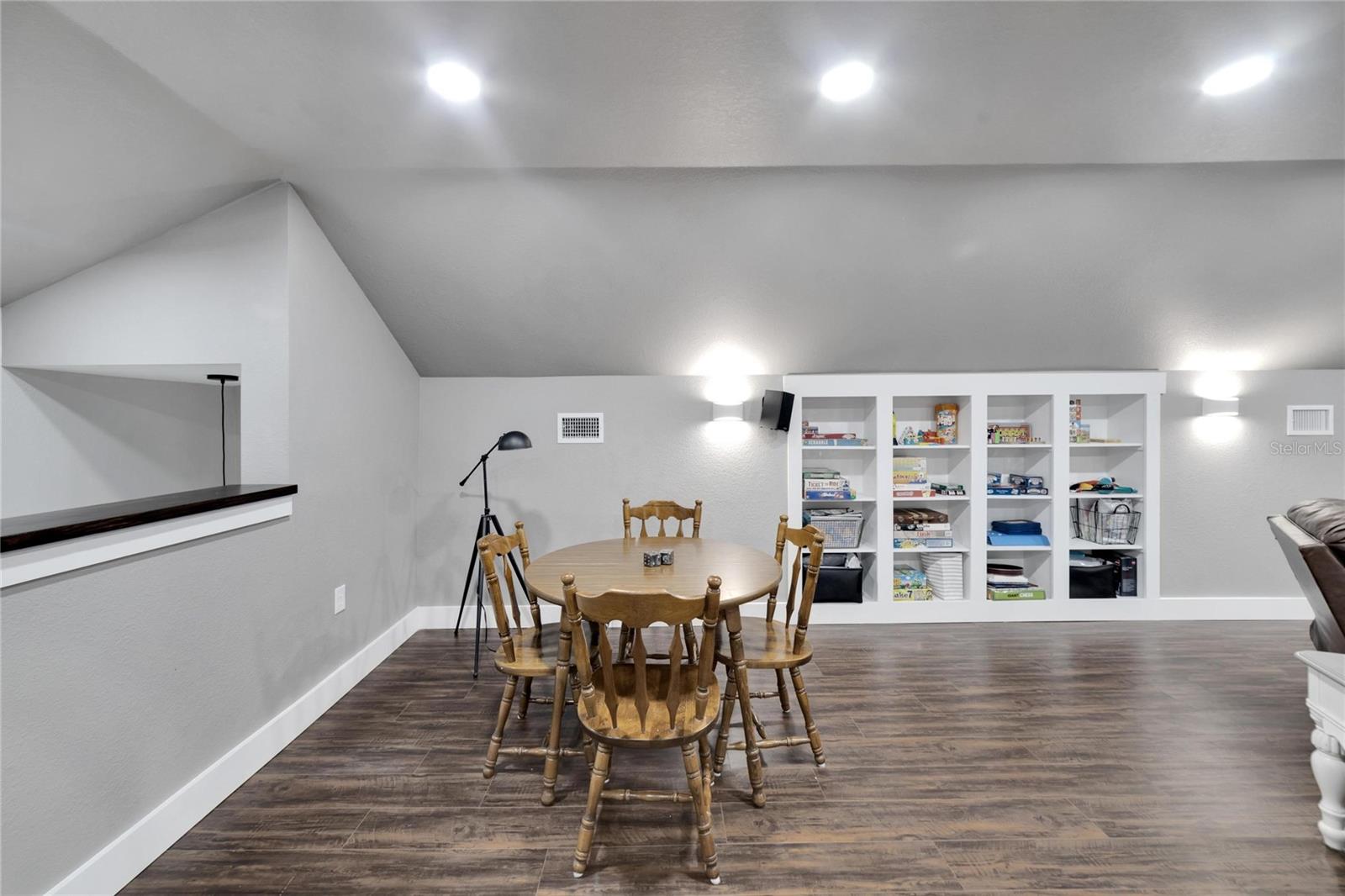 Image 24 of 99 For 9017 County Line Road