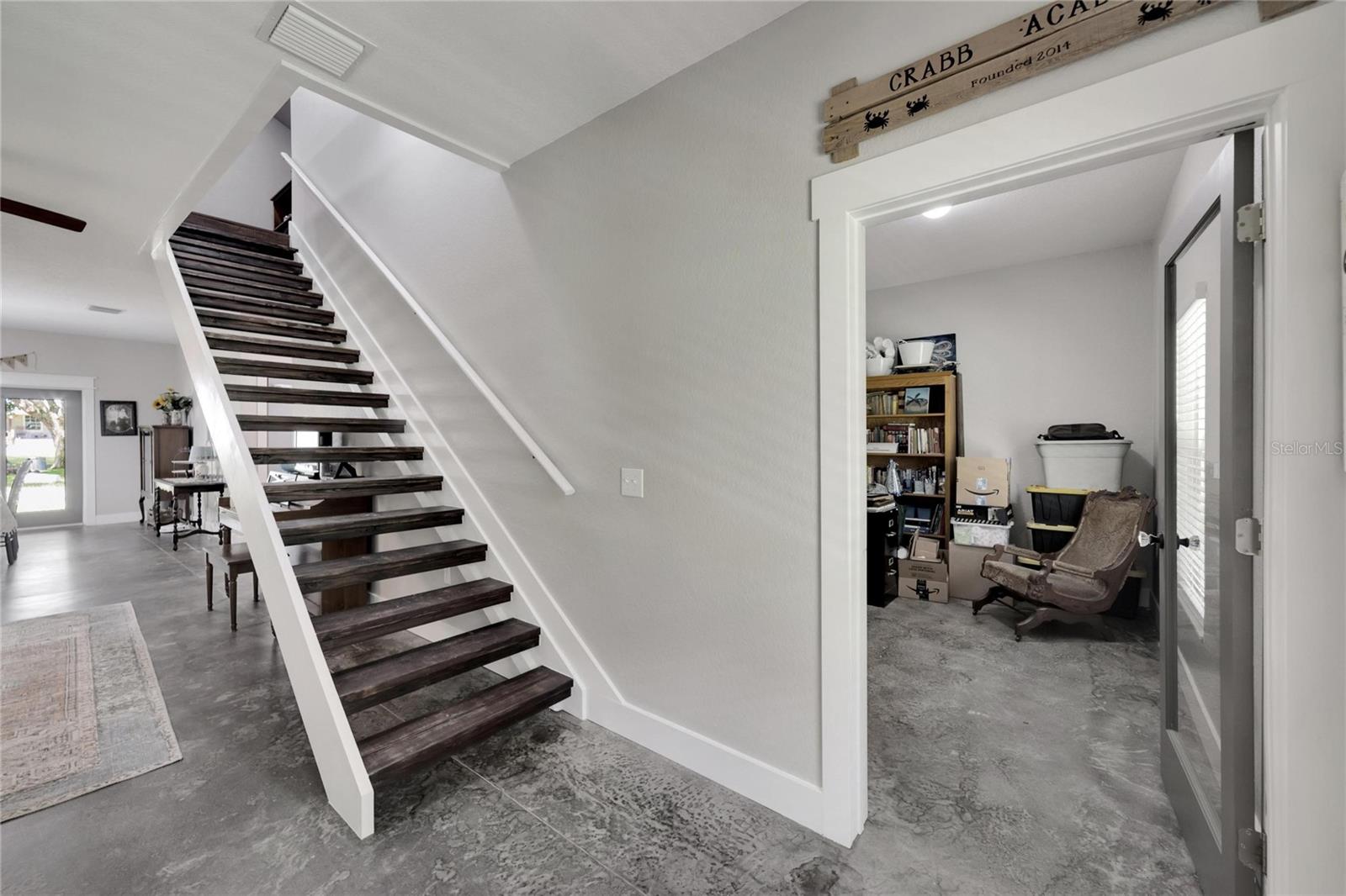 Image 29 of 99 For 9017 County Line Road