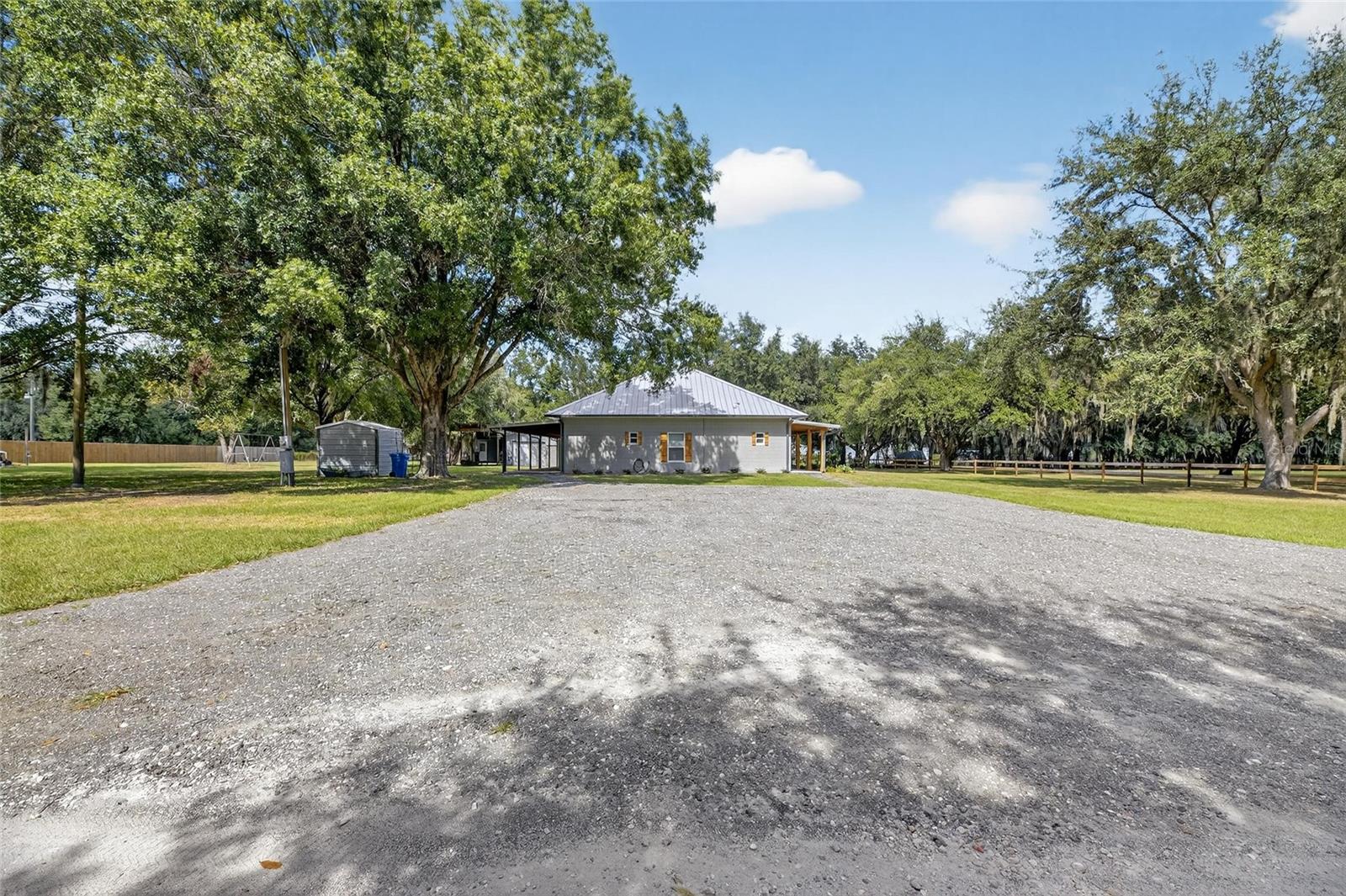 Image 61 of 99 For 9017 County Line Road