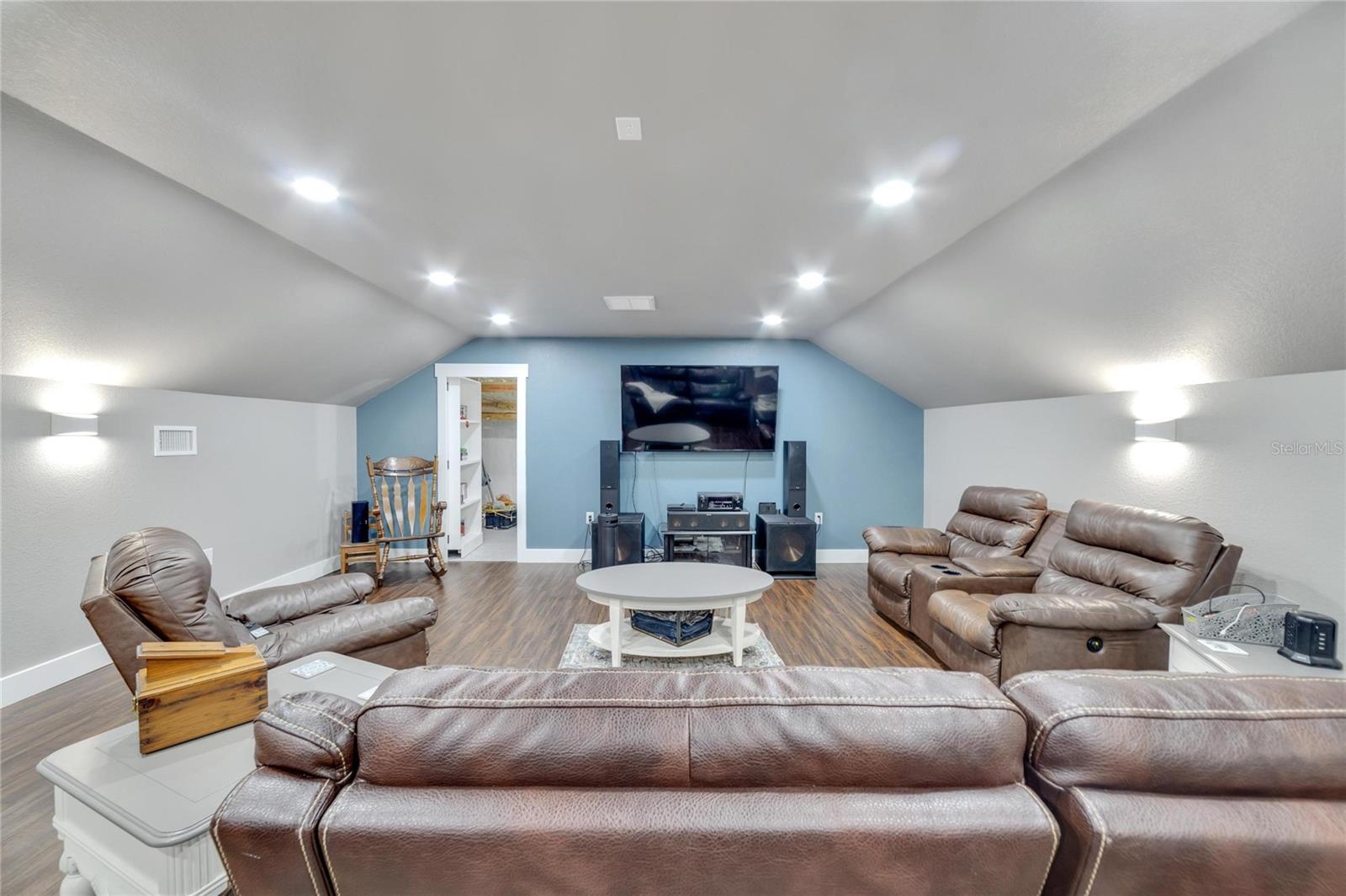 Image 64 of 99 For 9017 County Line Road