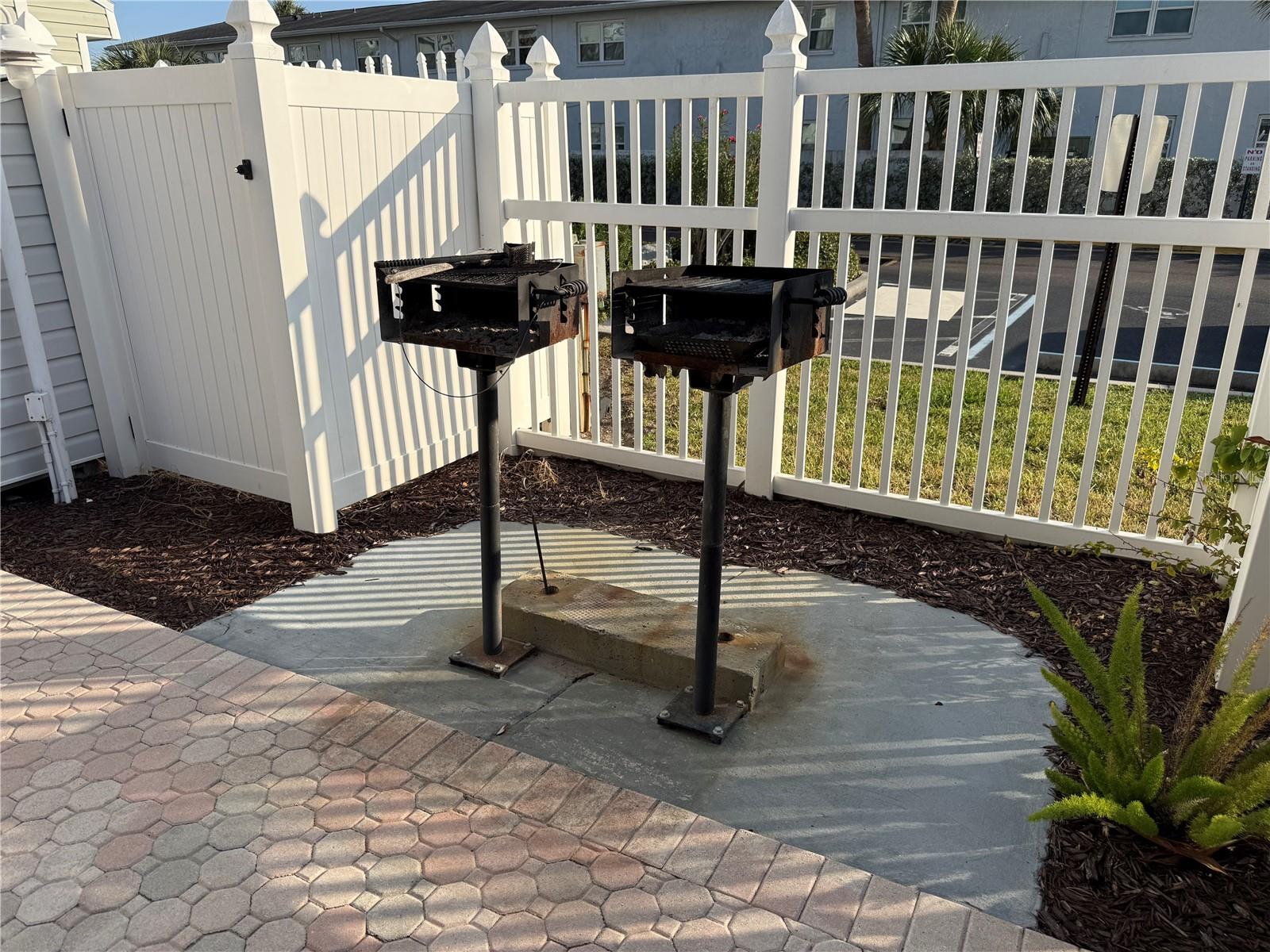 Image 21 of 26 For 6916 Stones Throw Circle N 9110