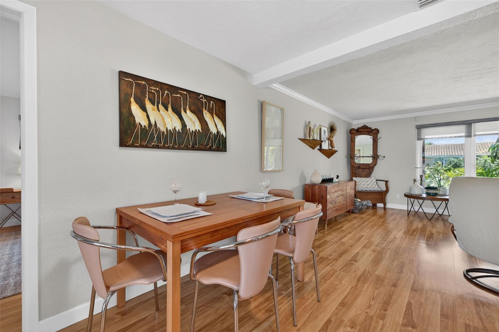 Listing photo id 8 for 4461 38th Way S