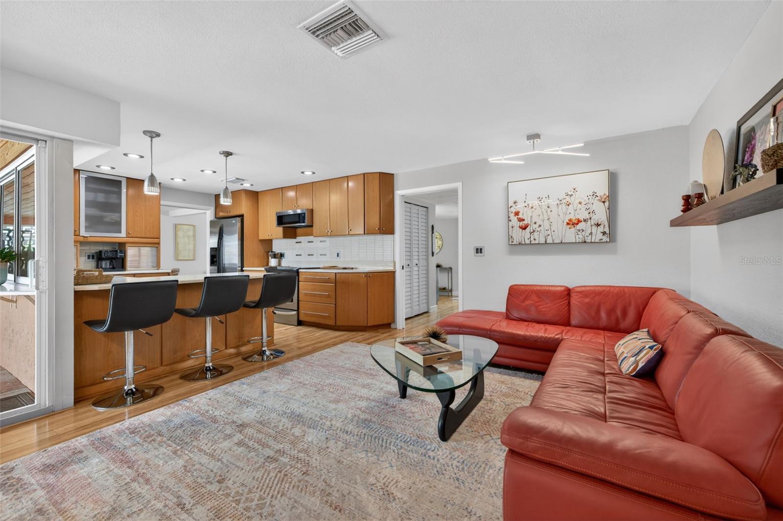 Listing photo id 21 for 4461 38th Way S