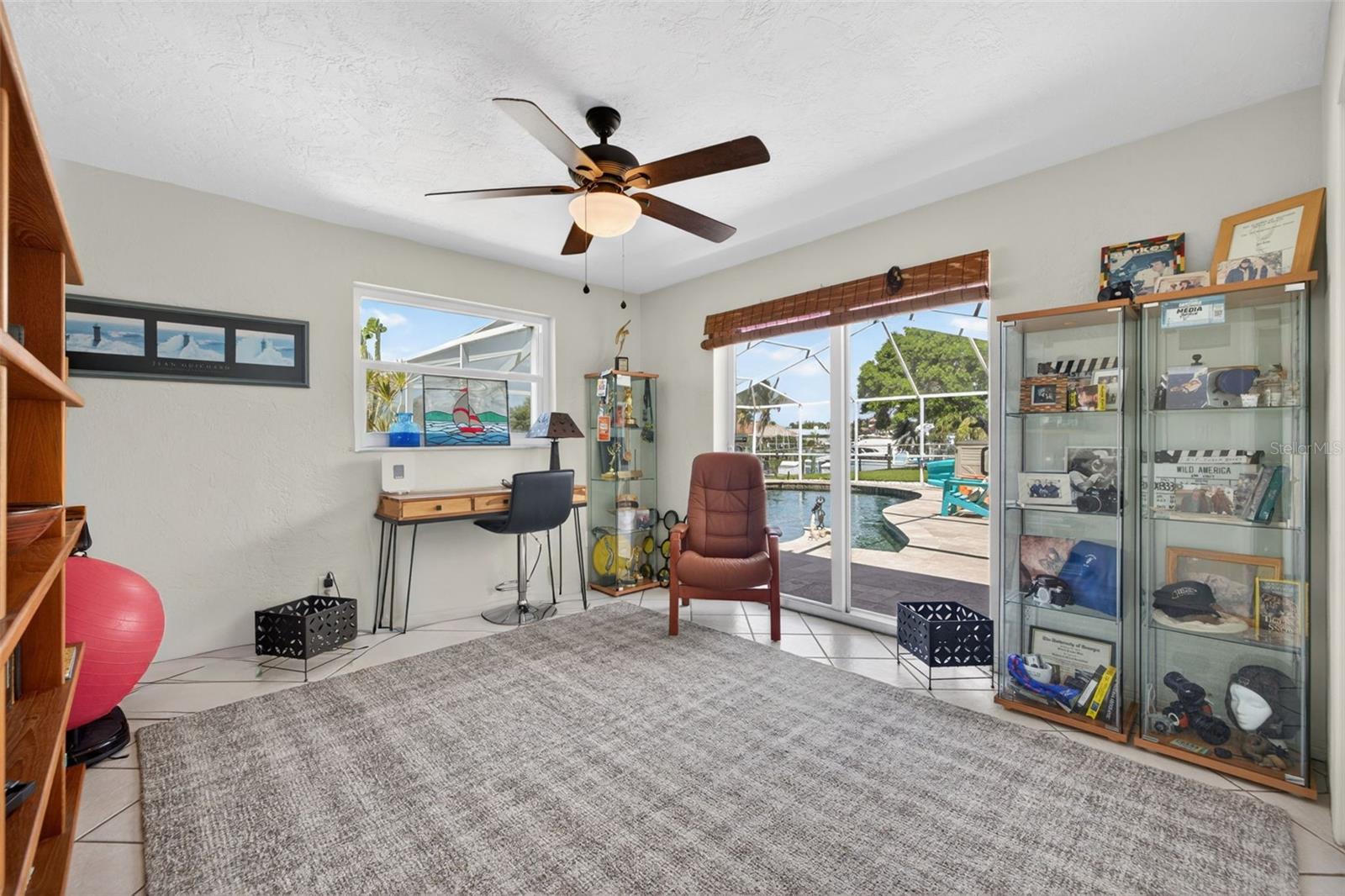 Listing photo id 31 for 4461 38th Way S