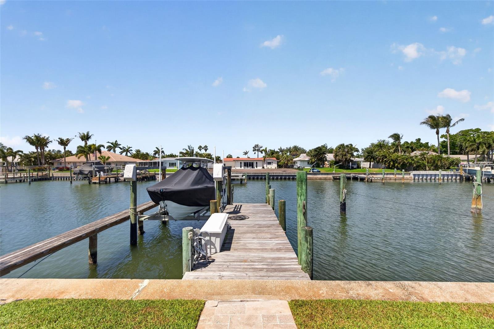 Listing photo id 40 for 4461 38th Way S