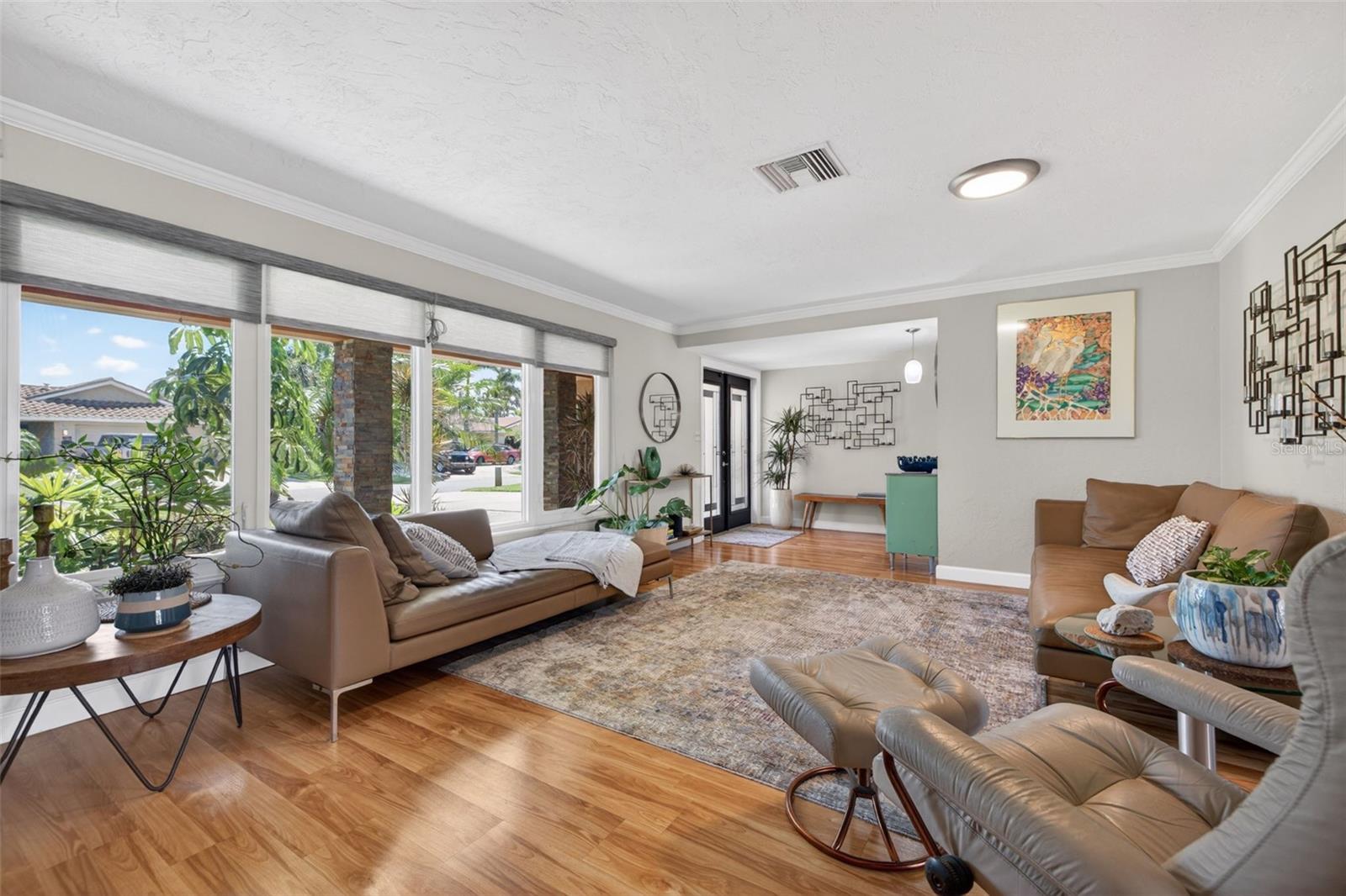 Listing photo id 6 for 4461 38th Way S