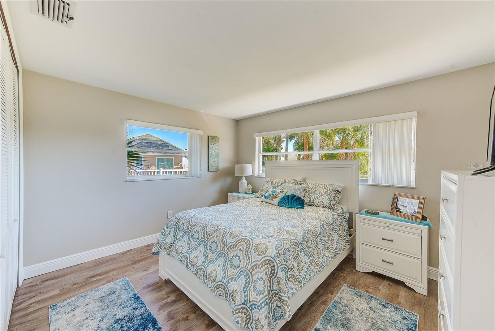 Image 20 of 29 For 7195 Augusta Boulevard