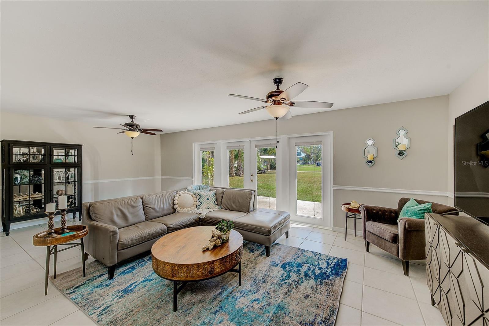 Image 7 of 29 For 7195 Augusta Boulevard