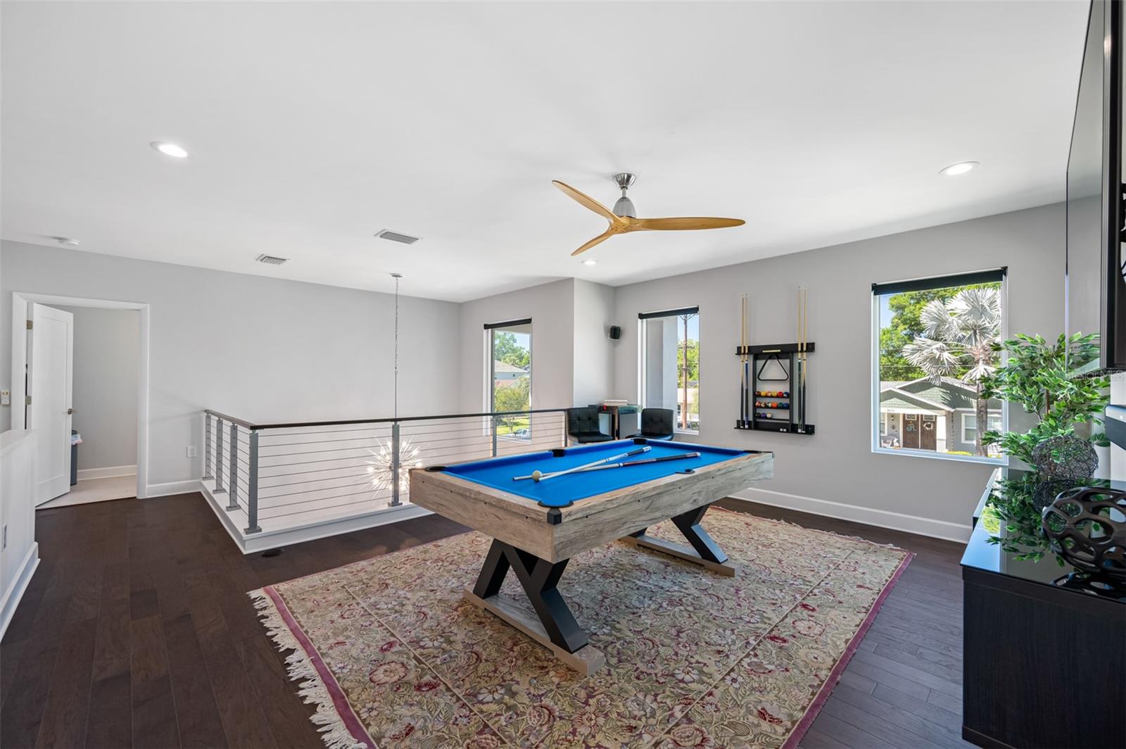 Image 24 of 79 For 902 Plymouth Street