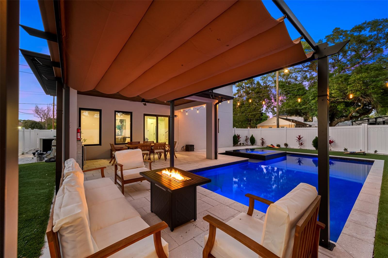 Image 74 of 79 For 902 Plymouth Street