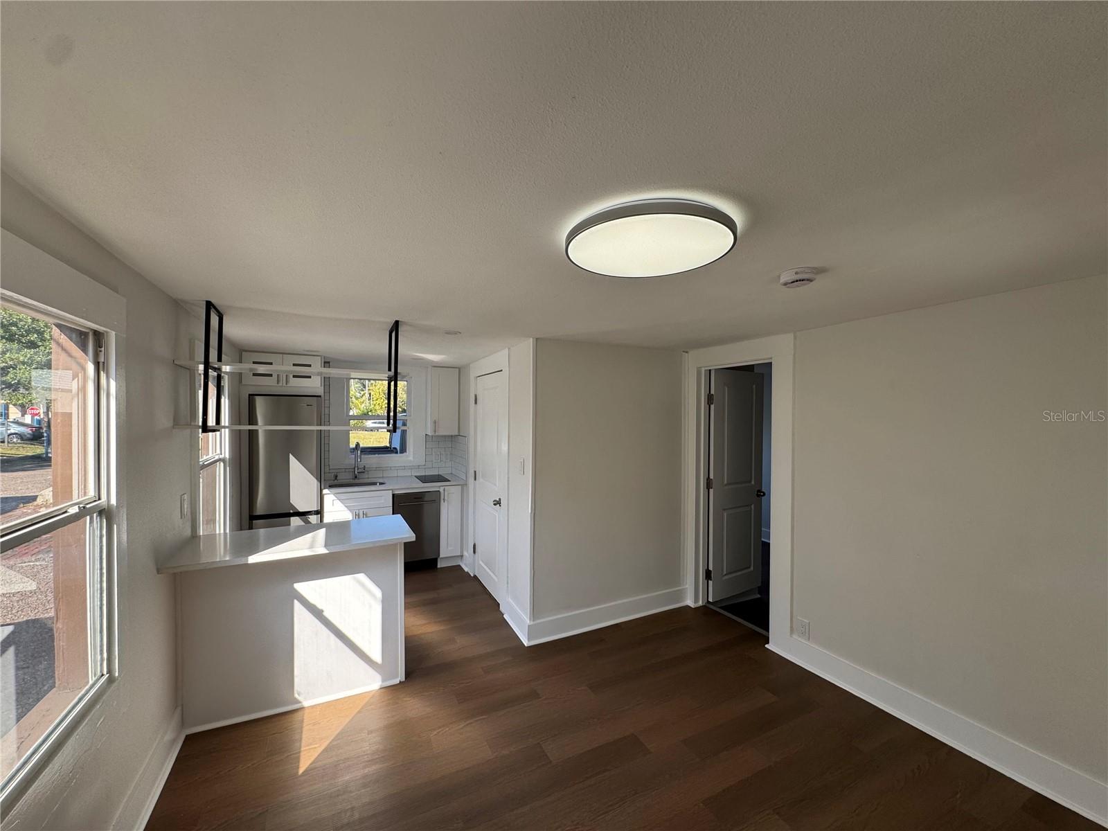 Image 8 of 13 For 333 9th Avenue N A