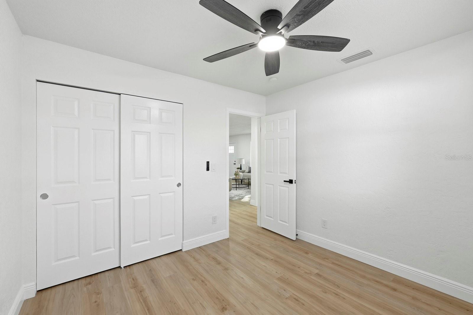 Image 20 of 31 For 11123 111th Street